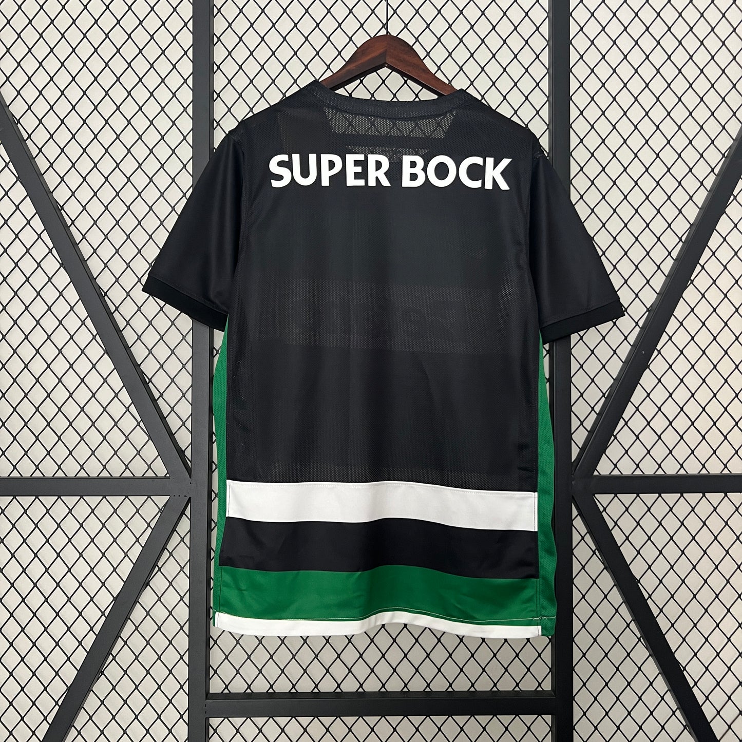 Sporting Home Kit 24/25